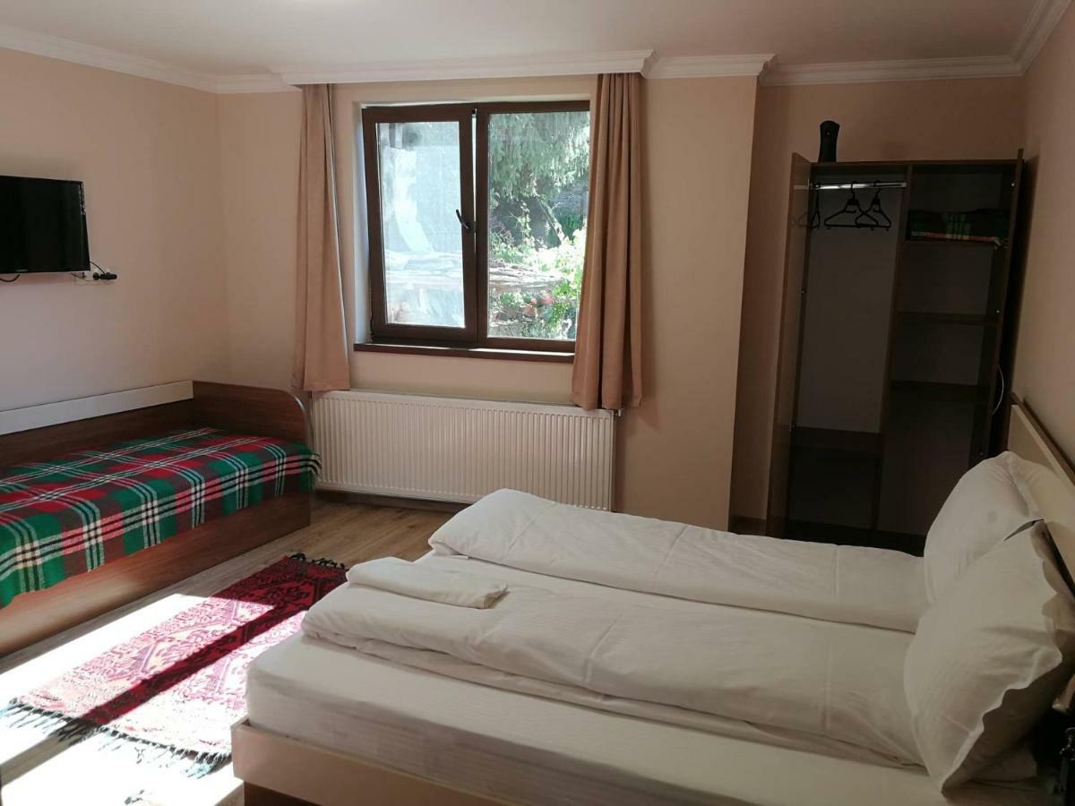 Слънчевата Къща Hotel Kovacevica Exterior photo