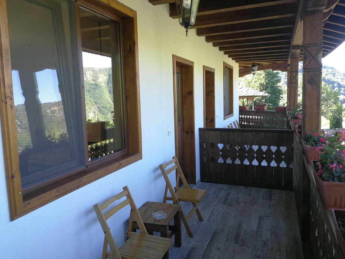Слънчевата Къща Hotel Kovacevica Exterior photo